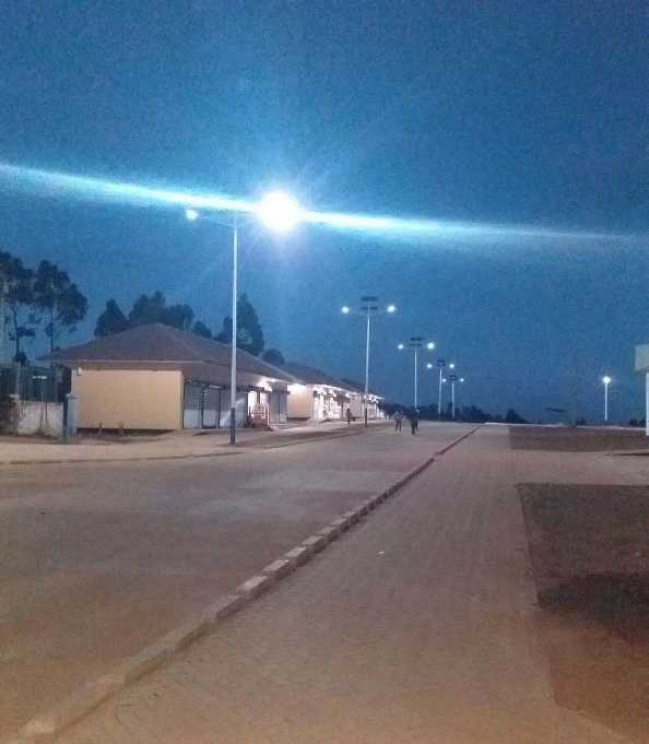 双阳区非洲科特迪瓦太阳能路灯工程